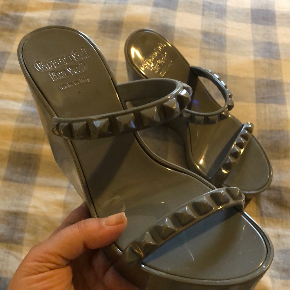 Carmen Sol wedge sandals